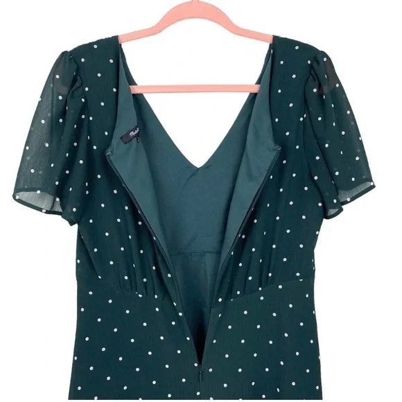 Madewell green and white dot smocked shoulder v neck dress smoky spruce, size 0 - Picture 7 of 10